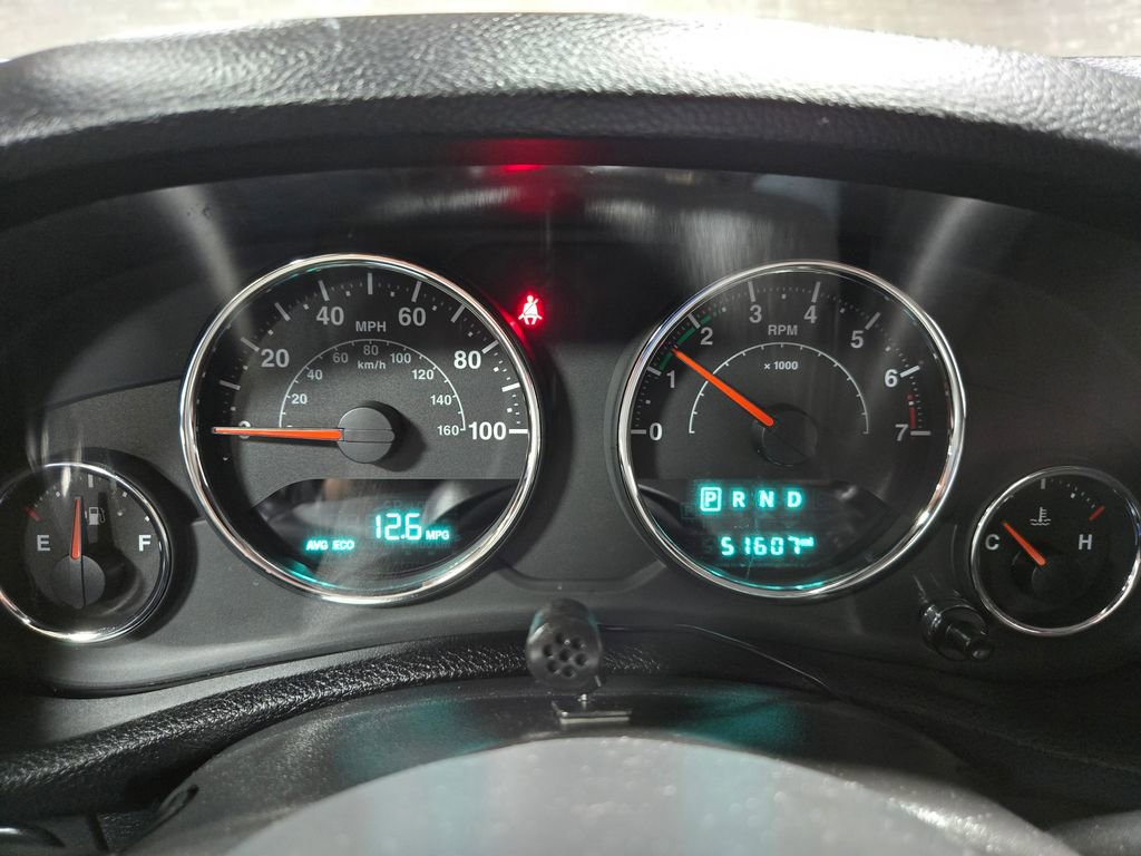 Used 2018 Jeep Wrangler Rubicon w/ Power Convenience Group AWD/4WD image 17