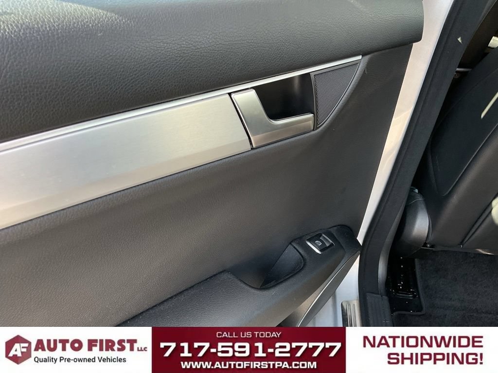 Used 2013 Mercedes-Benz C 300 4MATIC Sedan image 9