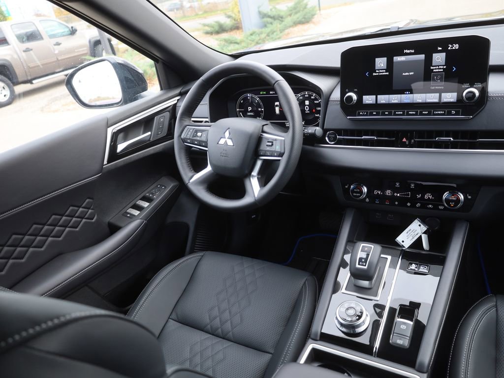 New 2025 Mitsubishi Outlander SEL Black Edition image 24