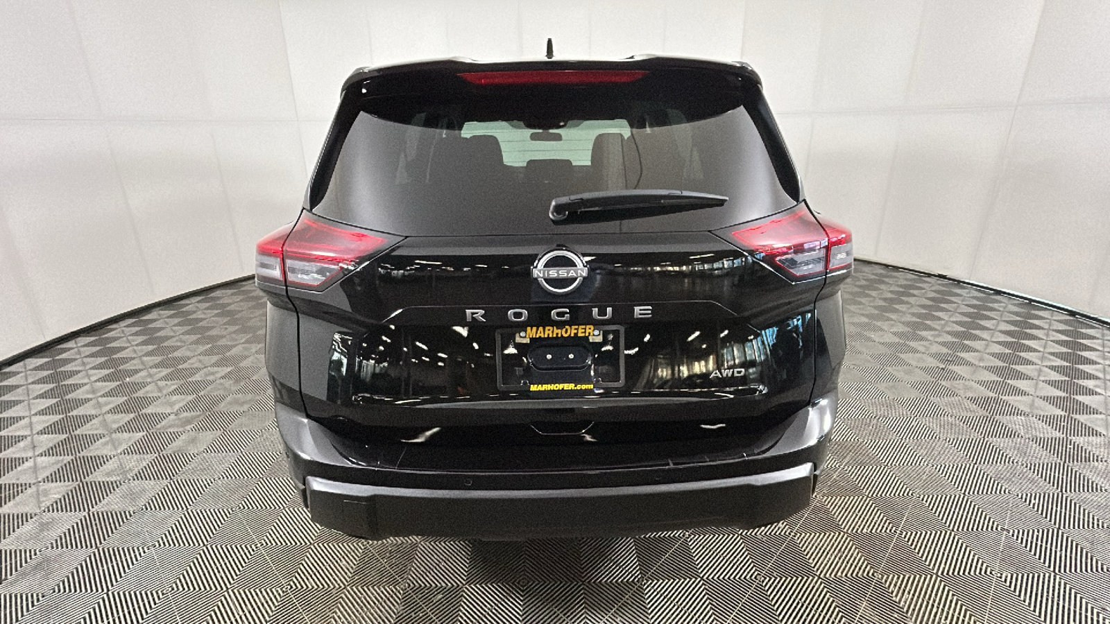 Used 2026 Nissan Rogue SV AWD/4WD image 4