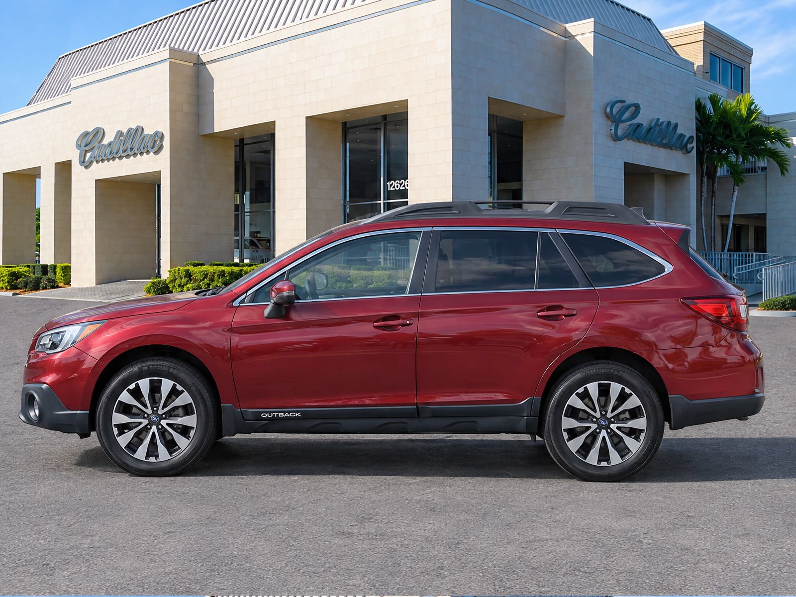 Used 2017 Subaru Outback 2.5i Limited AWD/4WD image 6