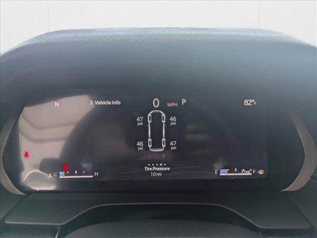 New 2025 Jeep Grand Cherokee L Laredo w/ Luxury Tech Group I AWD/4WD image 2