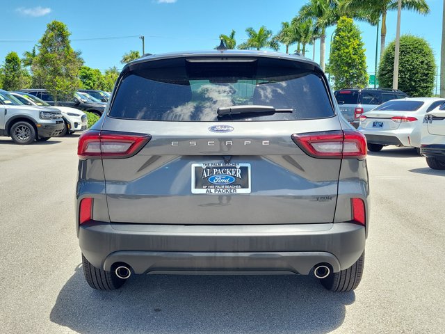 Certified 2025 Ford Escape ST-Line FWD image 6