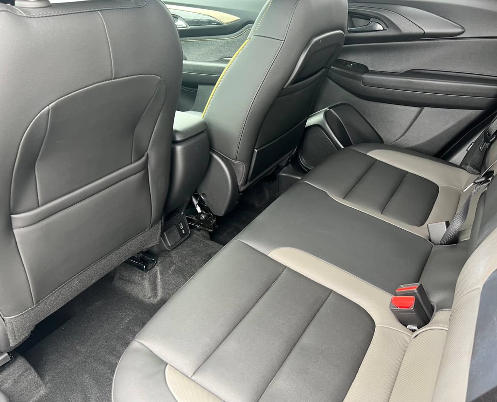 Used 2024 Chevrolet TrailBlazer ACTIV w/ Convenience Package AWD/4WD image 14