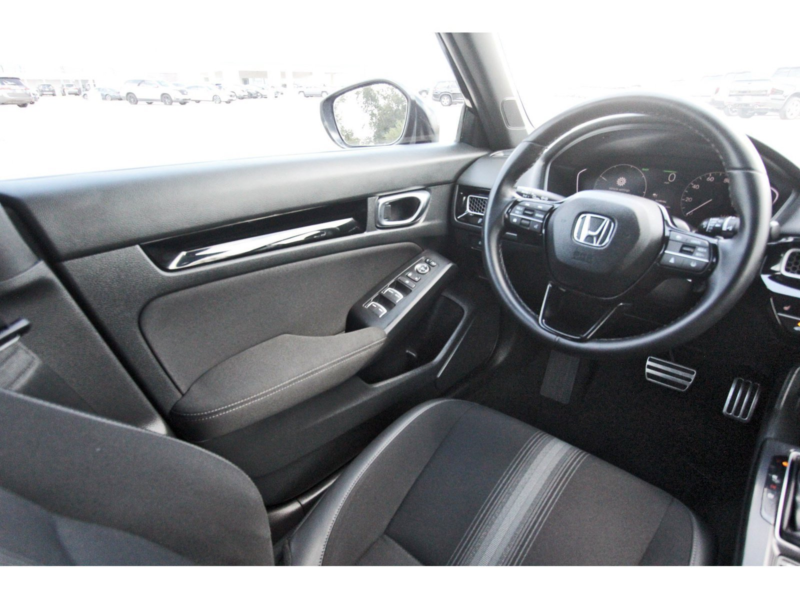 Used 2025 Honda Civic Sport image 9