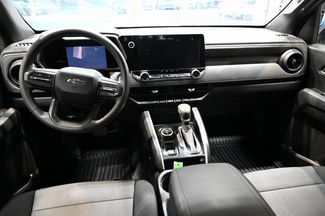 Used 2023 Chevrolet Colorado Trail Boss w/ Advanced Trailering Package image 13