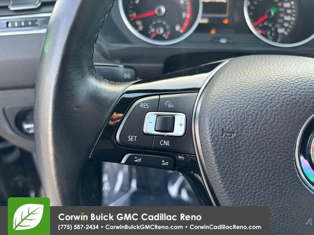 Used 2018 Volkswagen Tiguan SE image 14