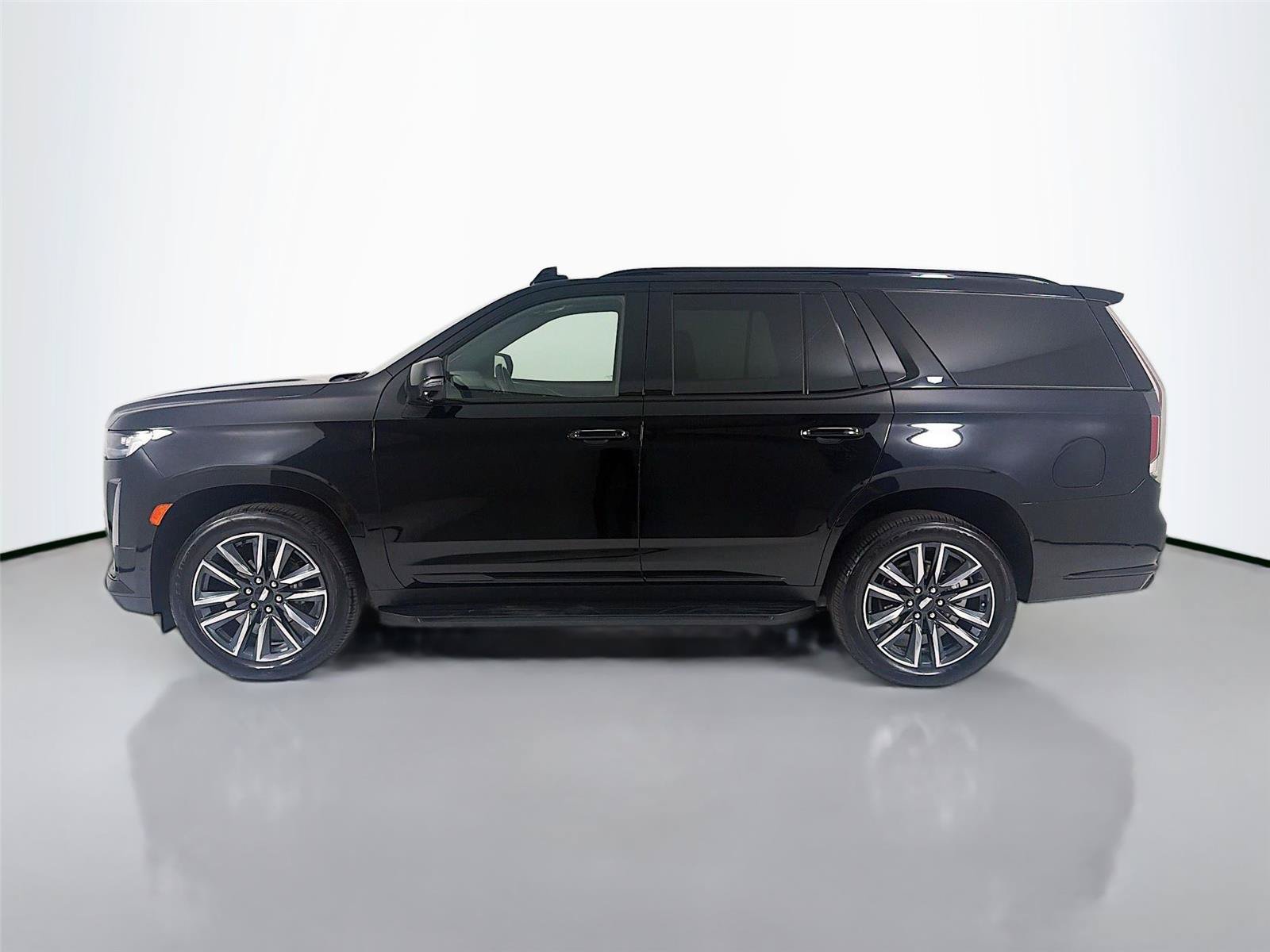 Used 2024 Cadillac Escalade Sport AWD/4WD image 2