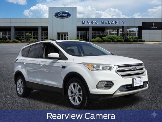 Certified 2018 Ford Escape SE FWD image 9