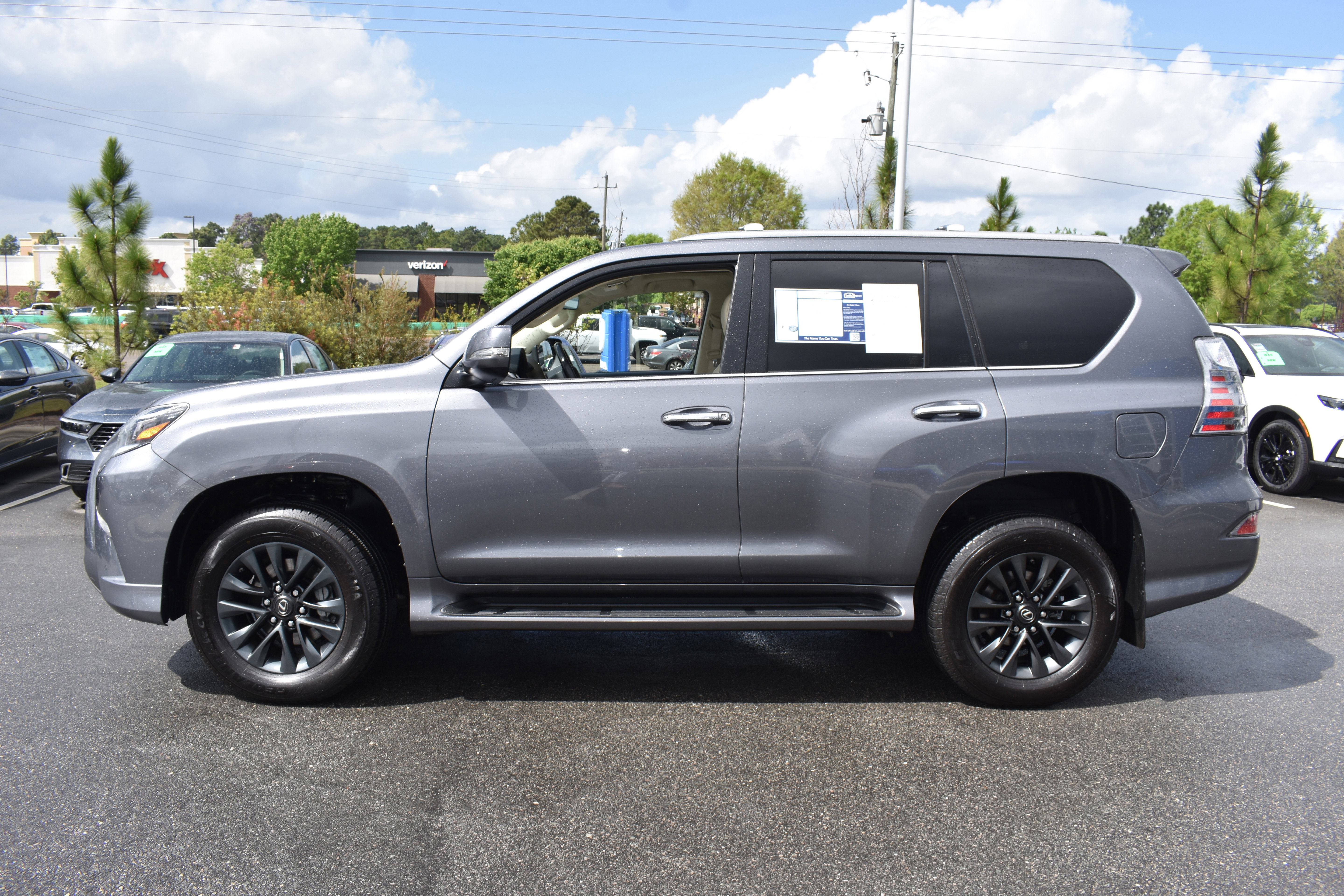 Used 2022 Lexus GX 460 Premium image 6