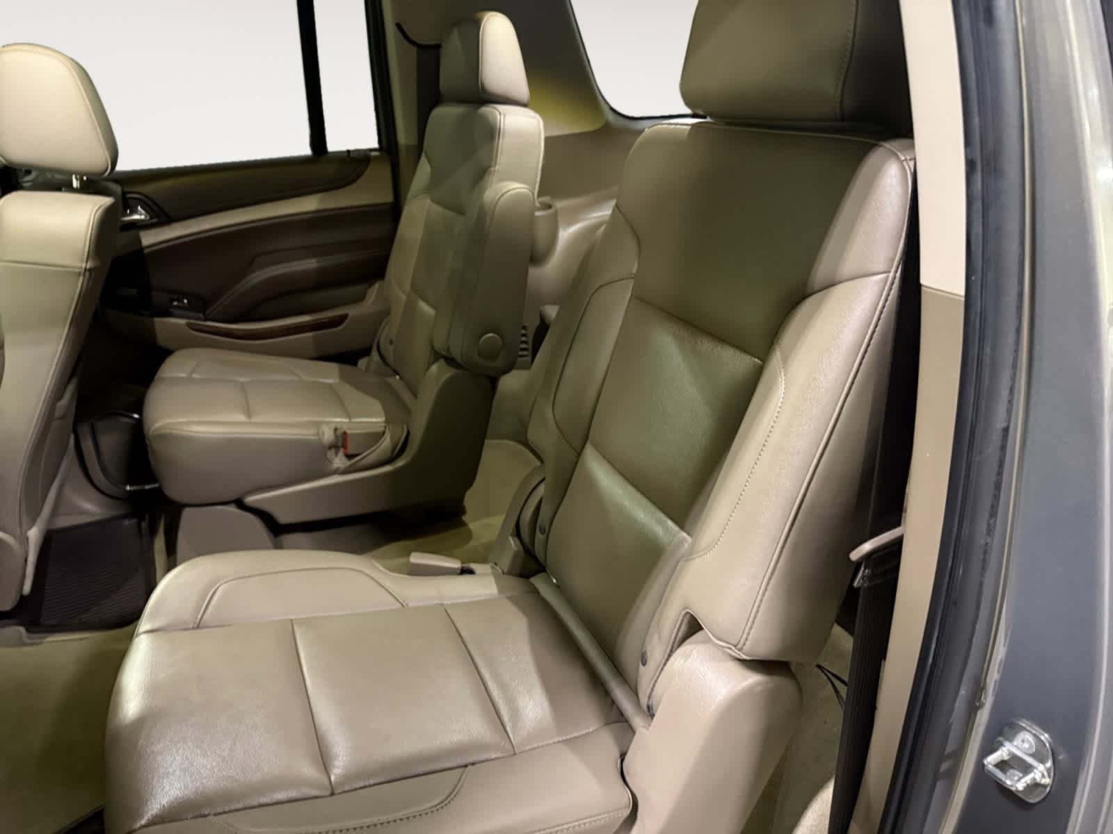 Used 2018 Chevrolet Suburban LT w/ Texas Edition Package RWD image 20