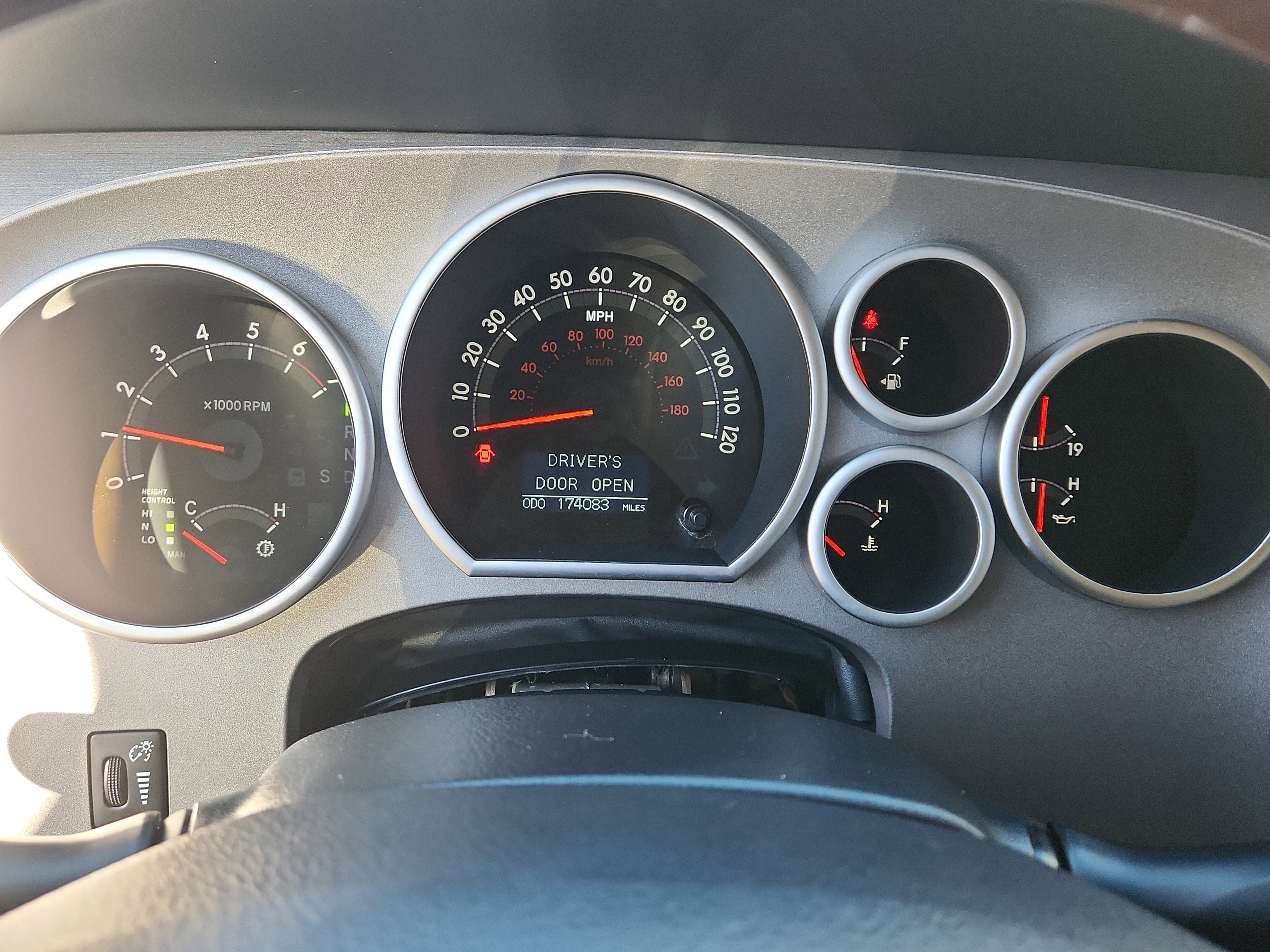 Used 2012 Toyota Sequoia Platinum image 21