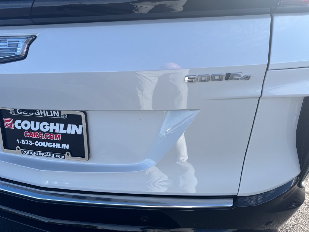 Used 2024 Cadillac Lyriq Tech AWD/4WD image 6