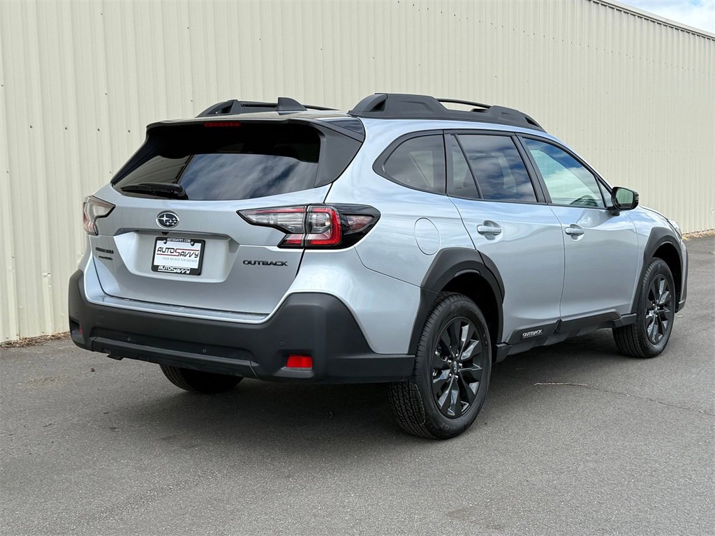 Used 2024 Subaru Outback Onyx Edition image 3
