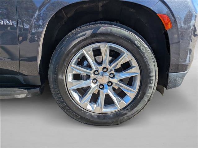 Used 2023 Chevrolet Suburban Premier image 21