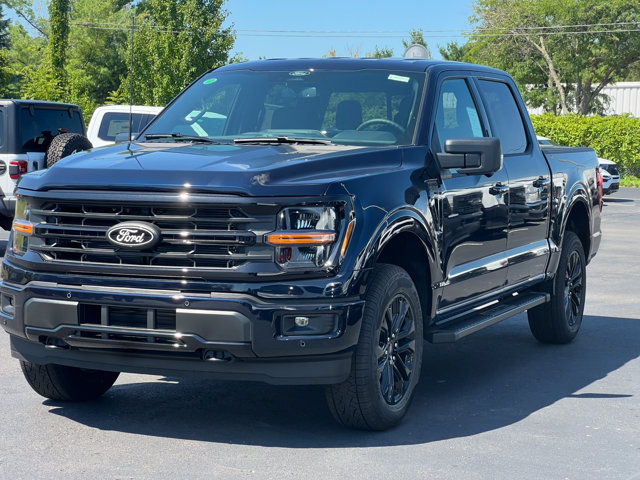 New 2026 Ford F150 XLT w/ Equipment Group 302A MID AWD/4WD image 39