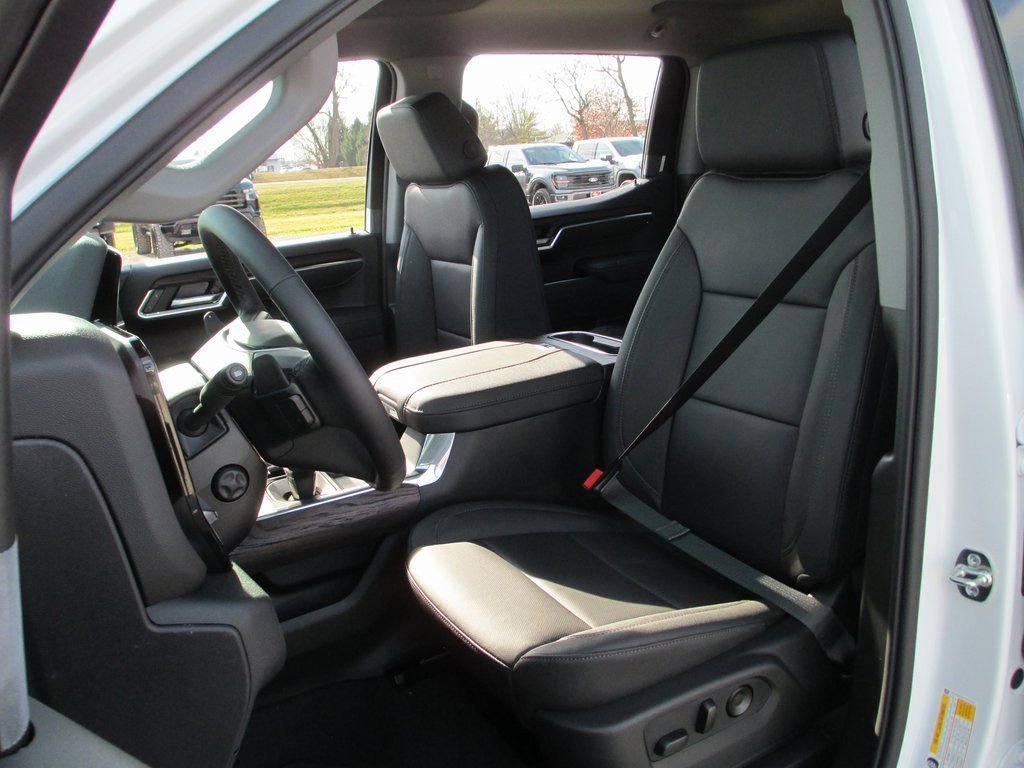 New 2026 GMC Sierra 1500 SLT w/ SLT Premium Plus Package image 11