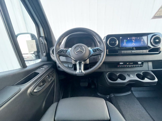 New 2025 Mercedes-Benz Sprinter 2500 image 22