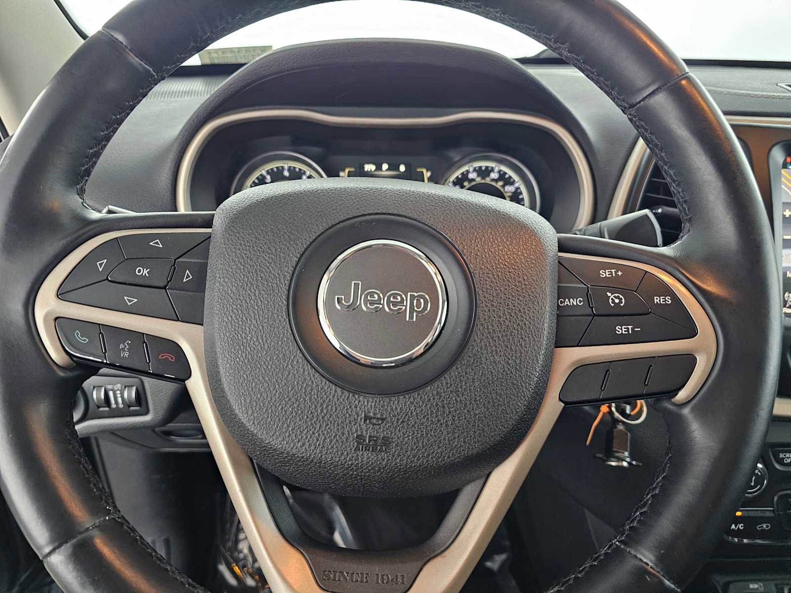 Used 2014 Jeep Cherokee Latitude image 22