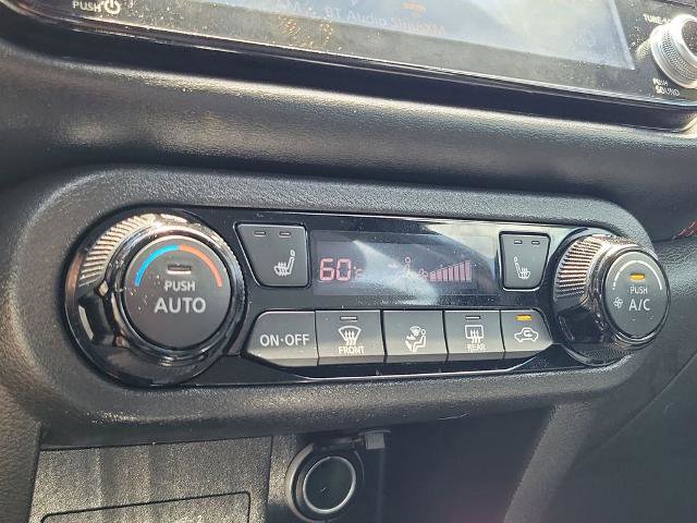 Certified 2021 Nissan Kicks SR w/ SR Premium Package FWD image 30