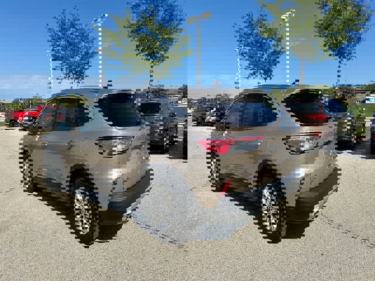 Used 2020 Ford Escape SE image 11