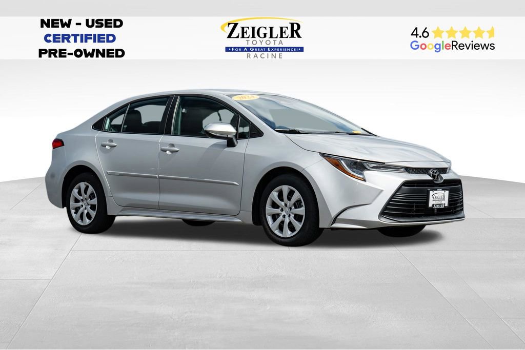 Used 2024 Toyota Corolla LE image 1
