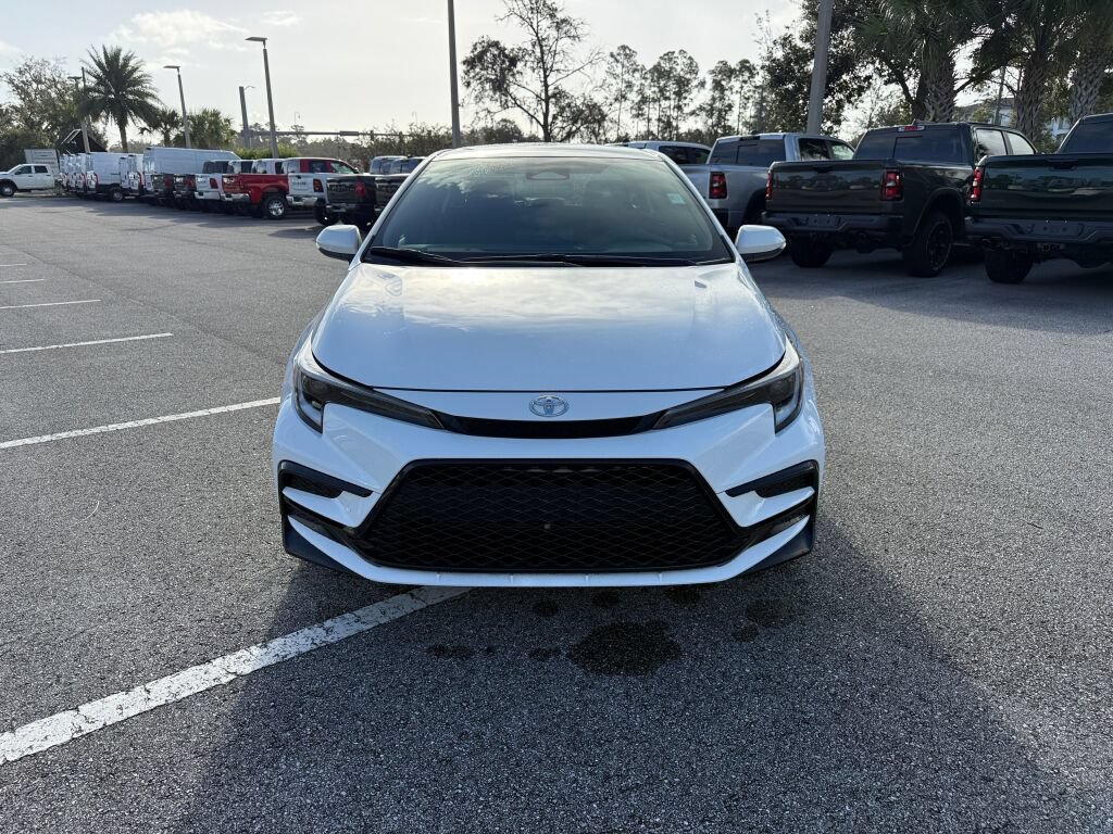 Used 2026 Toyota Corolla SE FWD image 8