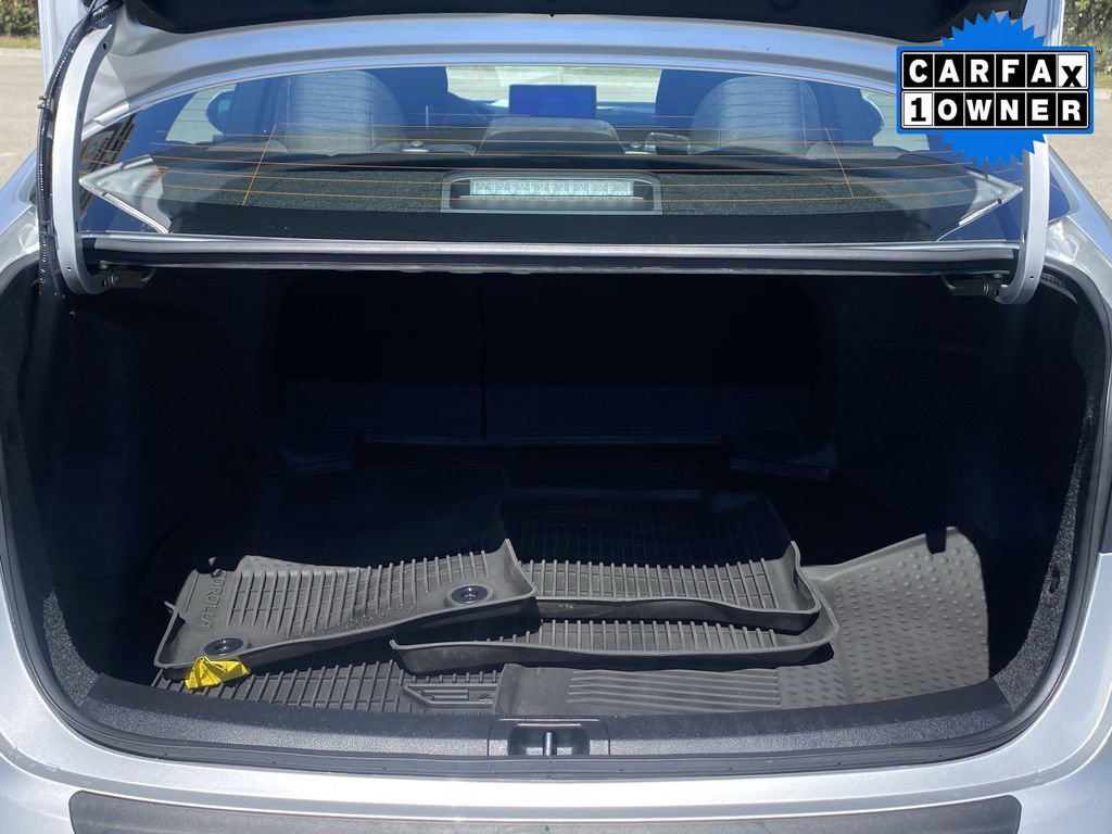 Certified 2025 Toyota Corolla SE w/ SE Premium Package image 19