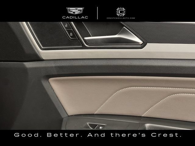 Used 2022 Volkswagen Atlas Cross Sport SEL R-Line AWD/4WD image 25