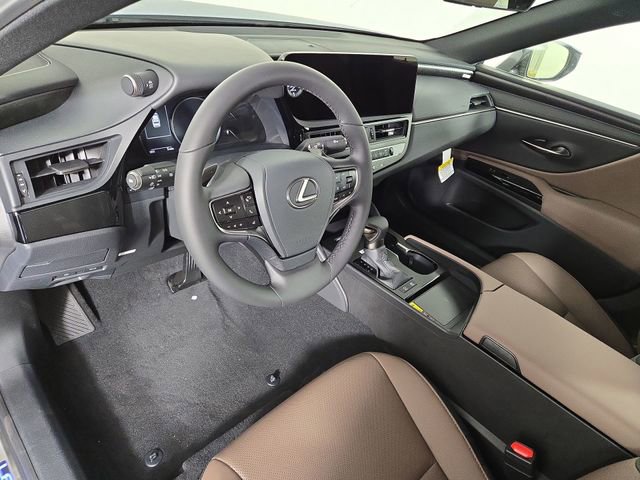 New 2025 Lexus ES 300h w/ Premium Package image 15