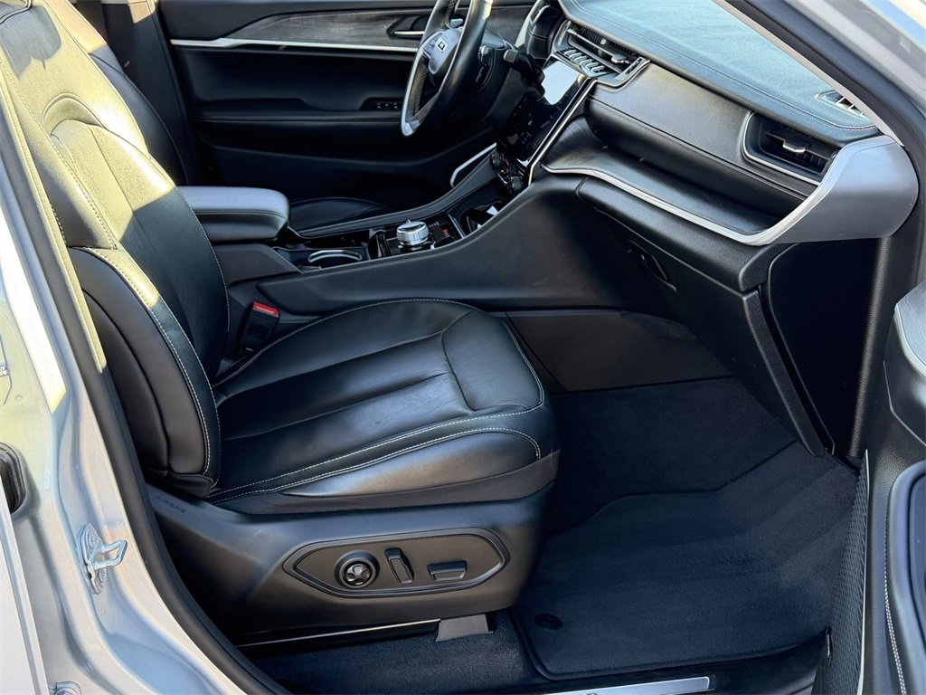 Used 2021 Jeep Grand Cherokee L Limited image 24