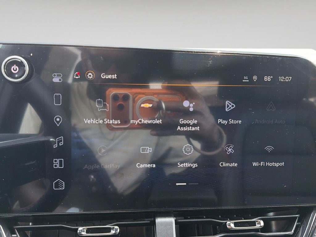 New 2026 Chevrolet Equinox RS w/ Convenience Package III FWD image 23