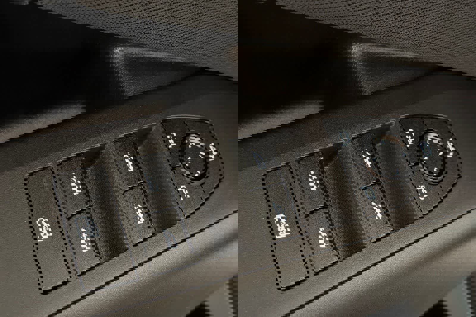 Used 2025 BMW X3 xDrive30i w/ Convenience Package image 13