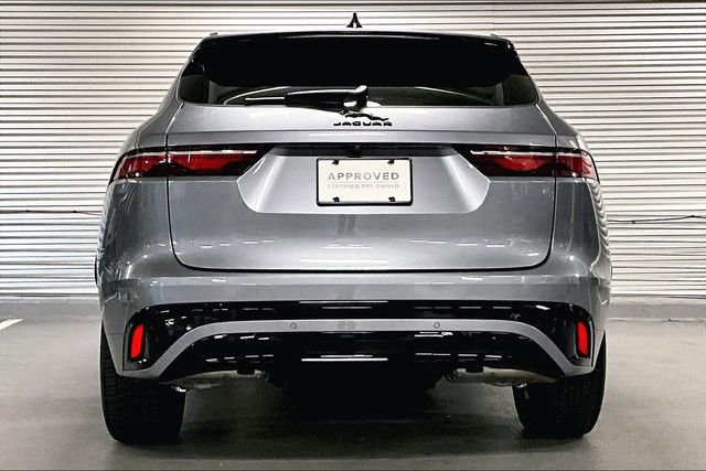 Certified 2025 Jaguar F-PACE R-Dynamic S image 3