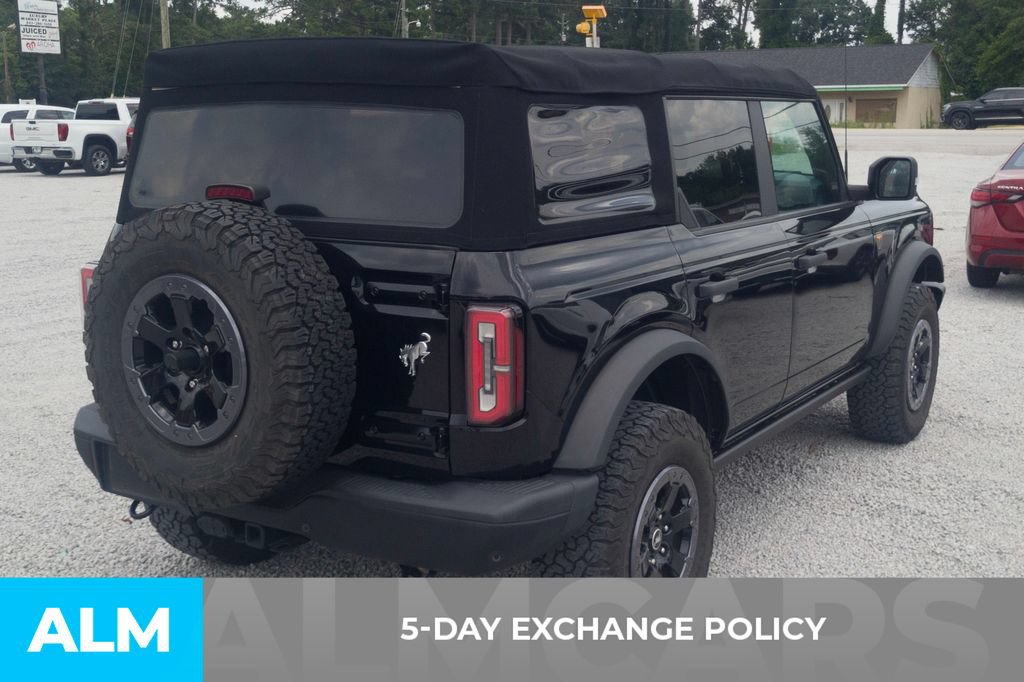 Used 2022 Ford Bronco Badlands AWD/4WD image 3