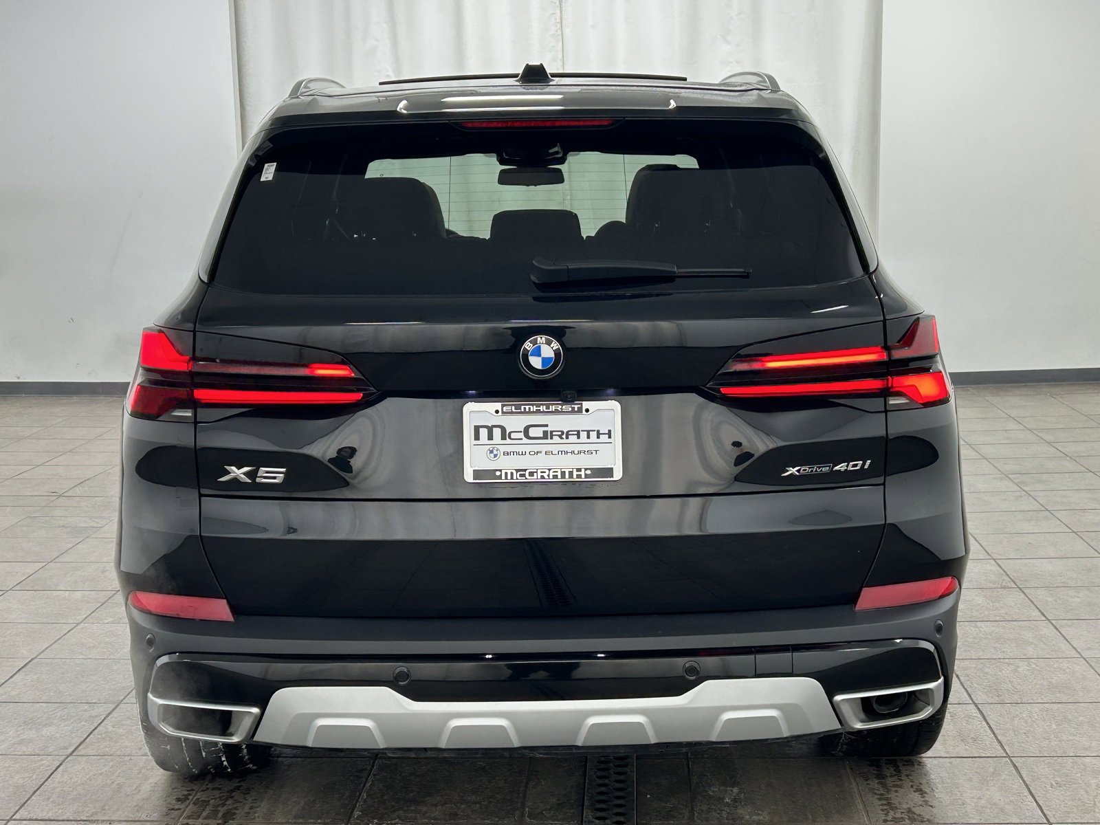 Used 2024 BMW X5 xDrive40i w/ Premium Package image 4