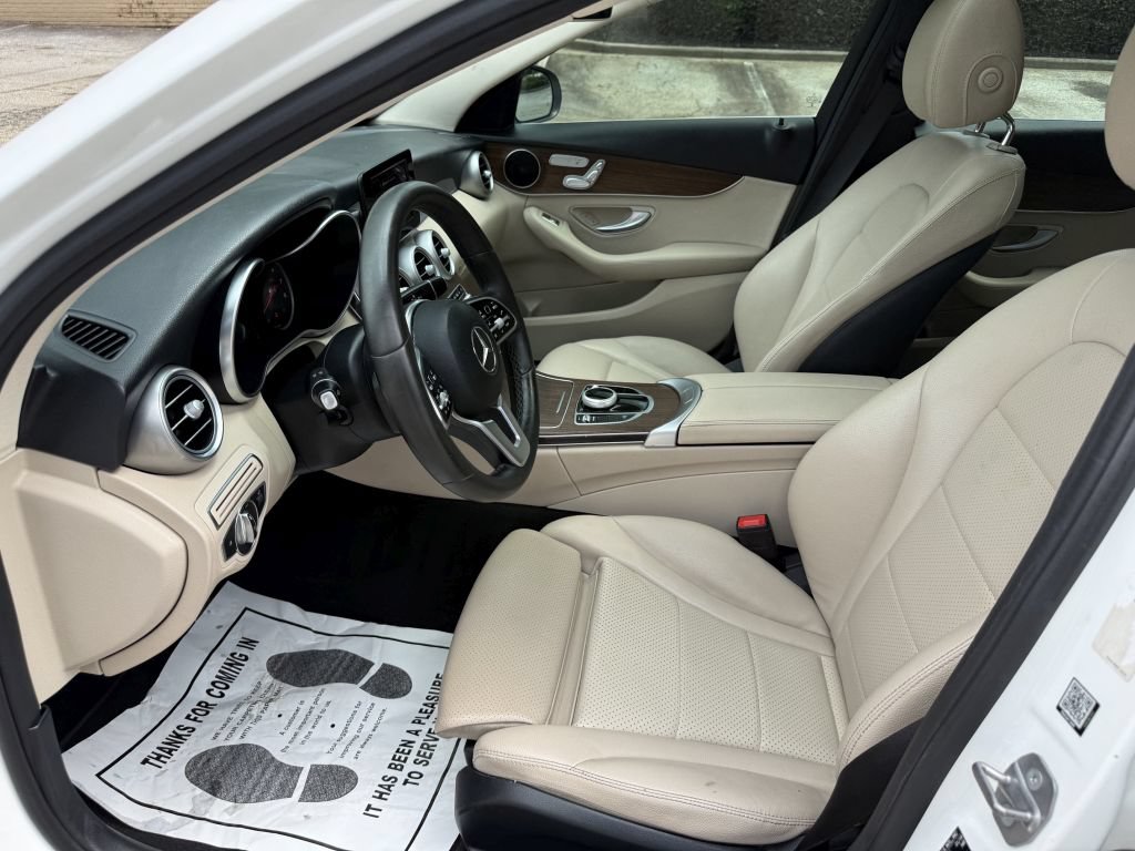 Used 2019 Mercedes-Benz C 300 Sedan w/ Premium Package image 16