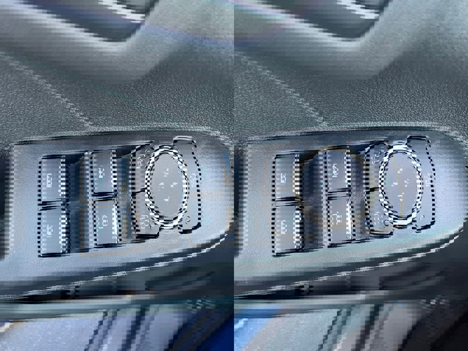 New 2025 Ford Escape Active image 13