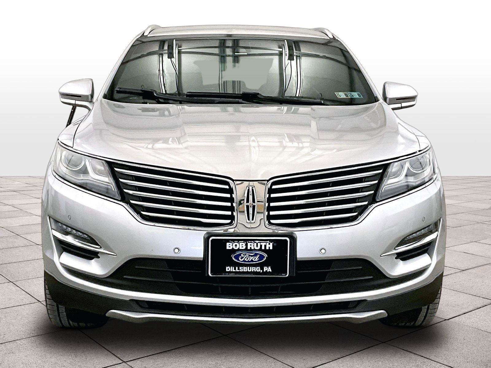 Used 2017 Lincoln MKC Reserve image 3