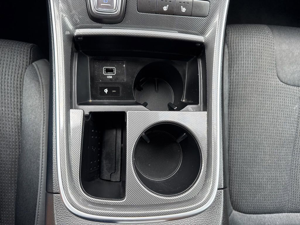 Used 2021 Hyundai Santa Fe SEL FWD image 16