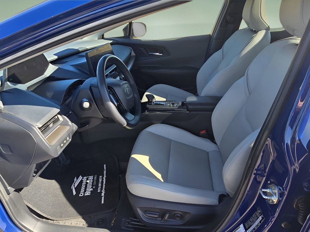Used 2024 Toyota Prius XLE image 12