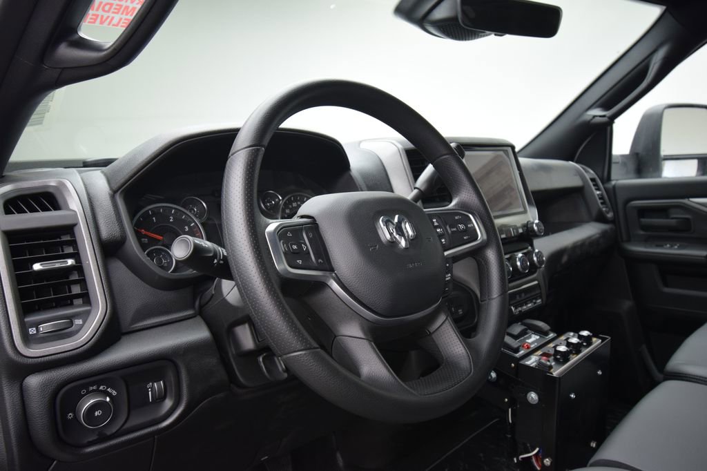 New 2026 RAM 5500 Tradesman w/ Chrome Appearance Group image 38