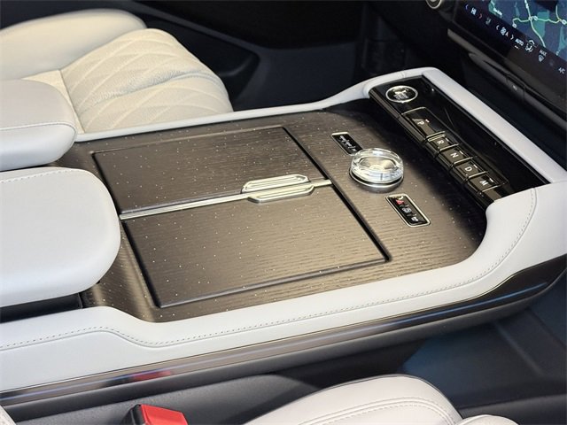 New 2026 Lincoln Navigator L Black Label image 12