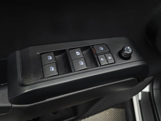 Used 2022 Toyota Tacoma SR AWD/4WD image 29