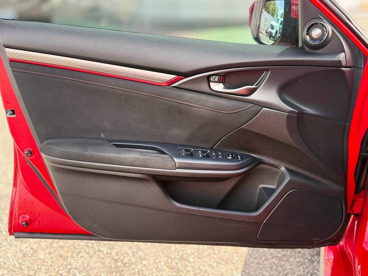 Used 2017 Honda Civic Type R image 15