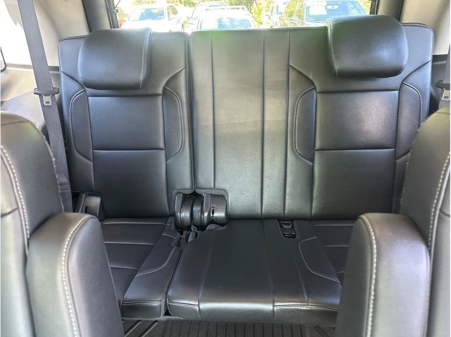 Used 2018 Chevrolet Tahoe Premier AWD/4WD image 19
