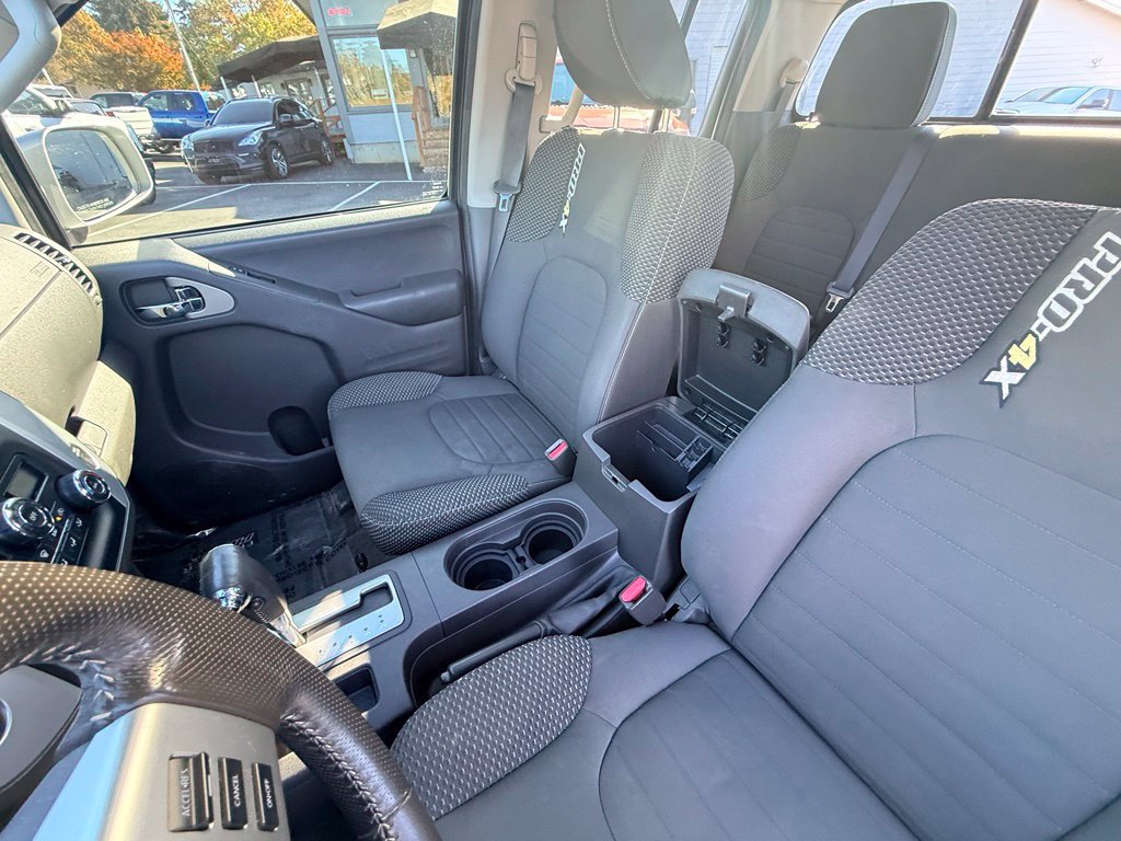 Used 2017 Nissan Frontier PRO-4X AWD/4WD image 29