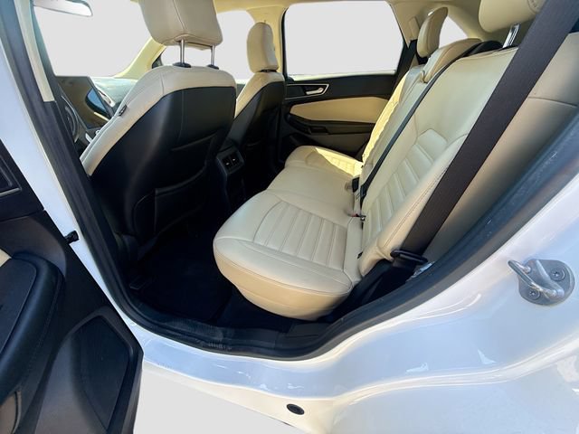 Used 2021 Ford Edge SEL AWD/4WD image 25