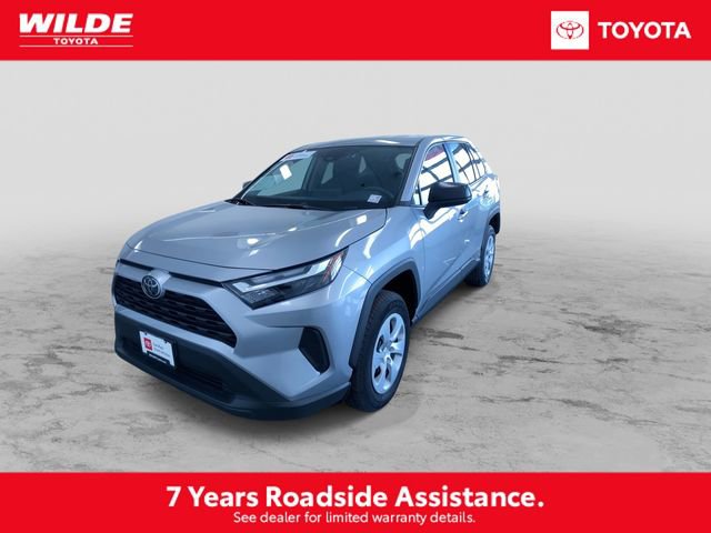 Certified 2025 Toyota RAV4 LE image 5