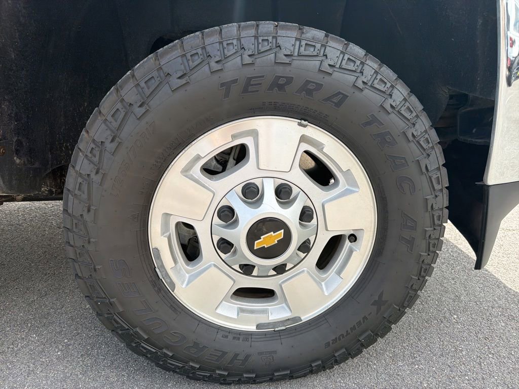Used 2016 Chevrolet Silverado 2500 LT AWD/4WD image 14